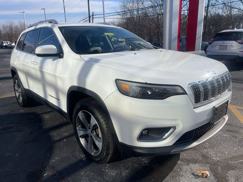 Used 2019 Jeep Cherokee Limited image 8