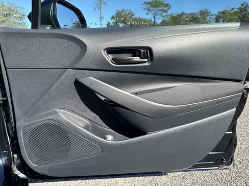 Certified 2025 Toyota Corolla LE image 14