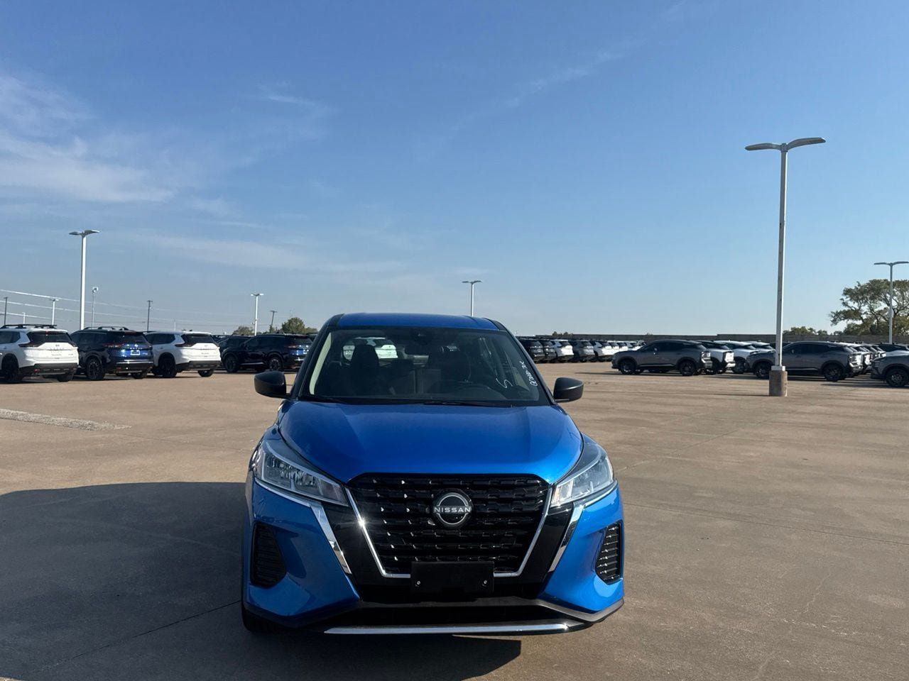 Certified 2025 Nissan Kicks Play S FWD image 4