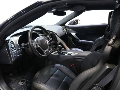 Used 2015 Chevrolet Corvette Z06 w/ 3LZ Preferred Equipment Group image 30