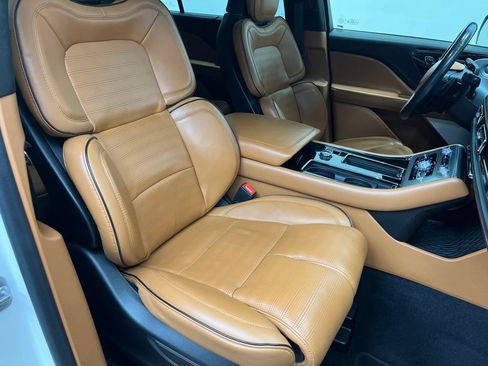 Used 2022 Lincoln Aviator Black Label AWD/4WD image 26