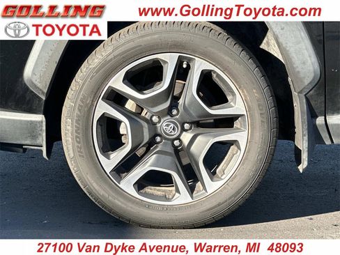 Used 2019 Toyota RAV4 Adventure image 9