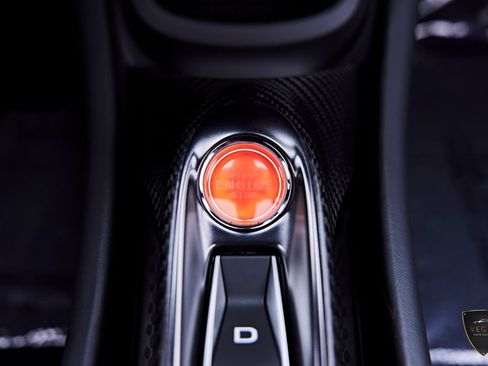 Used 2025 McLaren Artura RWD image 78