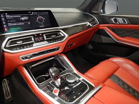 Used 2021 BMW X5 M w/ Competition Package AWD/4WD image 17