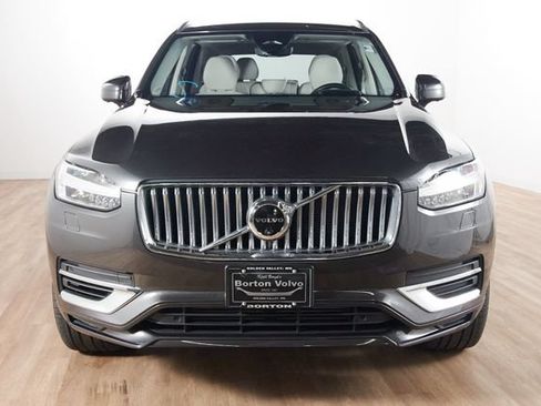 Used 2024 Volvo XC90 T8 Ultimate w/ Protection Package Premier AWD/4WD image 2