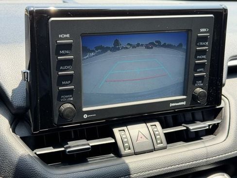 Used 2022 Toyota RAV4 XLE Premium FWD image 19