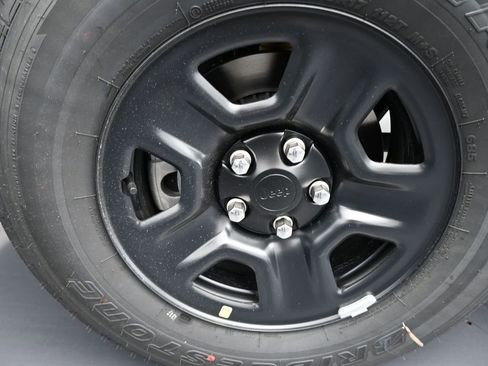 New 2026 Jeep Gladiator Sport image 35