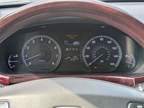 Used 2012 Hyundai Equus Signature image 11