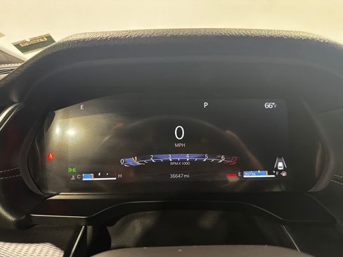 Used 2025 Jeep Grand Cherokee Altitude image 7