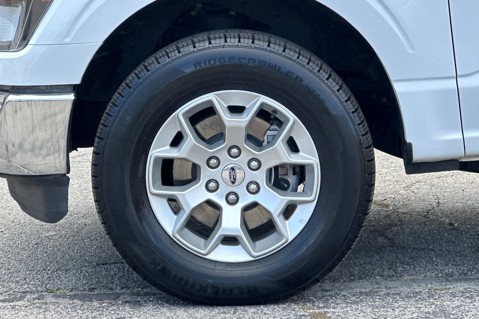 Used 2023 Ford F150 XLT AWD/4WD image 25