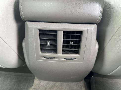 Used 2008 Chrysler 300 Limited image 20