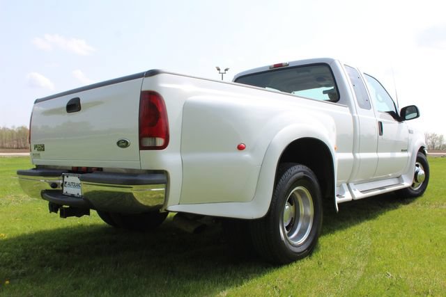 Used 2001 Ford F350 Lariat RWD image 8