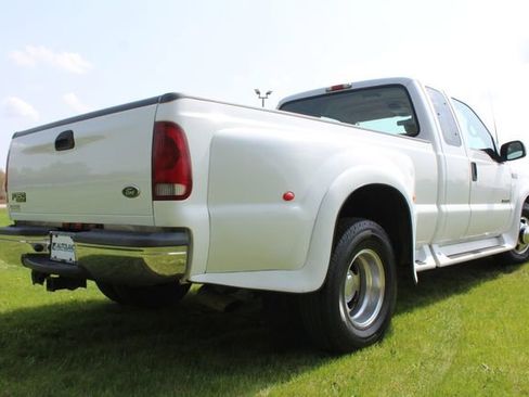 Used 2001 Ford F350 Lariat image 8