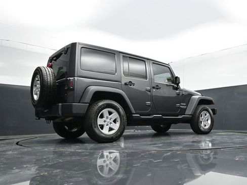 Used 2017 Jeep Wrangler Unlimited Sport w/ Quick Order Package 24S AWD/4WD image 51