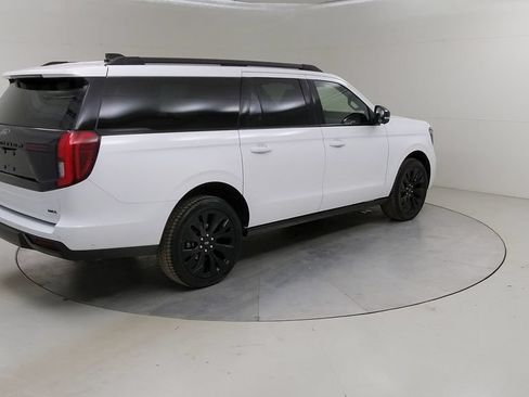 Certified 2025 Ford Expedition Max Platinum w/ Stealth Appearance Package AWD/4WD image 15