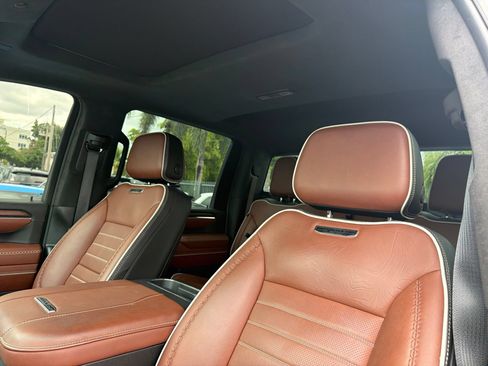 Used 2024 GMC Sierra 2500 Denali Ultimate AWD/4WD image 25