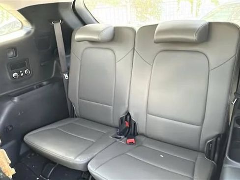 Used 2015 Hyundai Santa Fe Limited w/ Option Group 04 FWD image 5