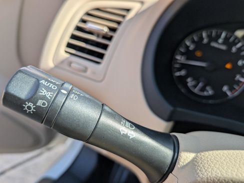 Used 2016 Nissan Altima 2.5 SL w/ Moonroof Package image 25