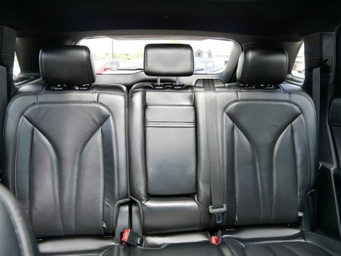 Used 2020 Lincoln Nautilus Reserve w/ Cargo Utility Package AWD/4WD image 13