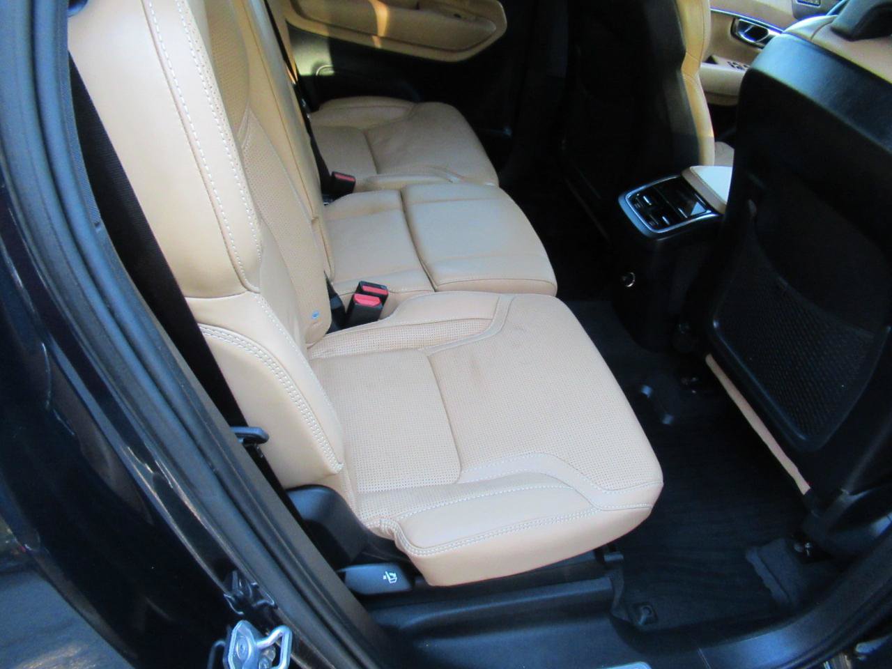 Used 2019 Volvo XC90 T6 Inscription w/ Advanced Package AWD/4WD image 17