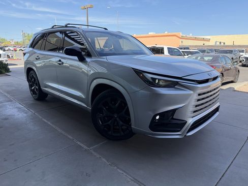 Used 2024 Lexus TX 500h AWD image 6