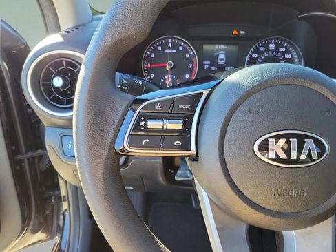 Used 2019 Kia Forte LXS image 10