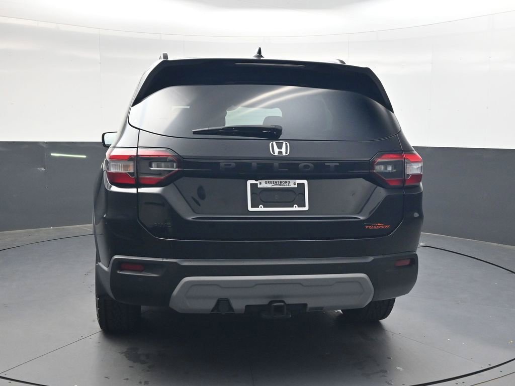 Used 2023 Honda Pilot TrailSport image 5