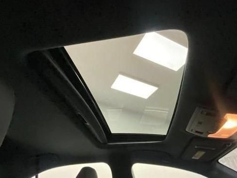 Used 2019 Lexus IS 300 AWD image 20