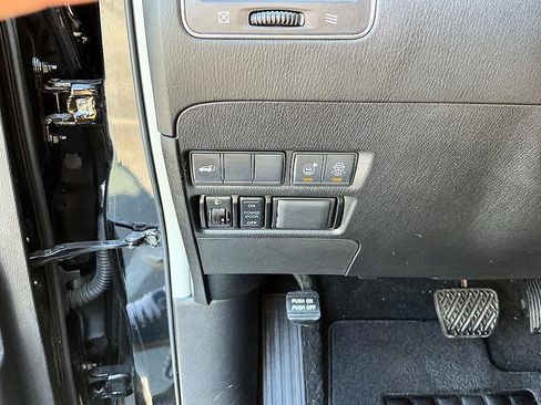 Used 2019 Nissan Armada SL w/ Premium Package RWD image 13