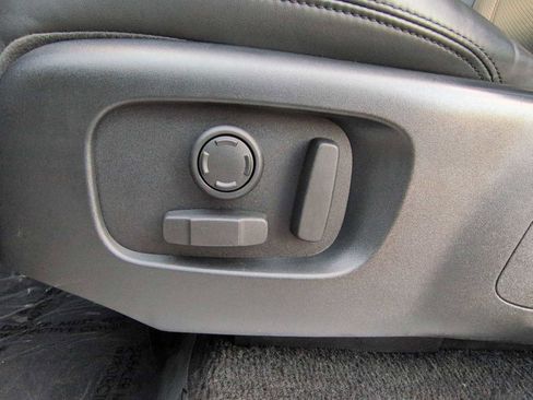 Used 2019 Land Rover Range Rover Sport HSE image 18