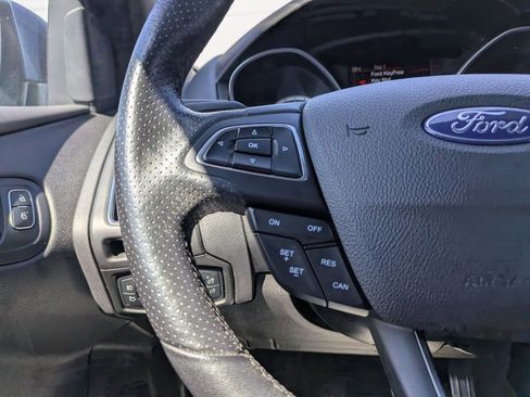 Used 2018 Ford Focus ST image 22