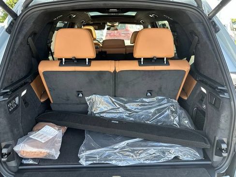 New 2026 BMW X7 xDrive40i w/ M Sport Package AWD/4WD image 33