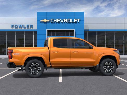 Used 2026 Chevrolet Colorado Z71 w/ Technology Package AWD/4WD image 5
