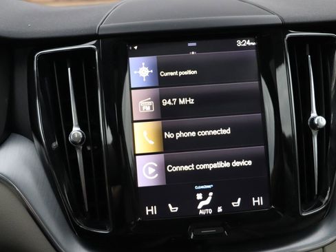 Used 2020 Volvo XC60 T5 Momentum w/ Protection Package Premier image 15