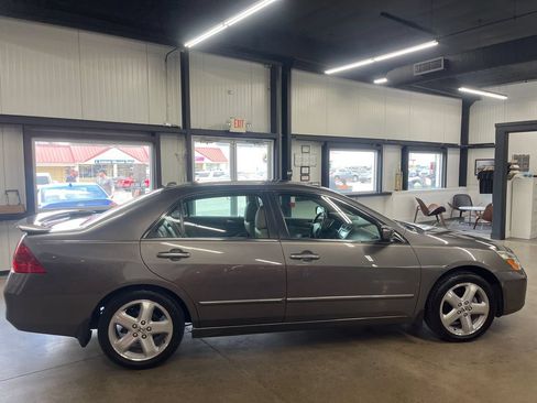 Used 2006 Honda Accord EX-L image 14