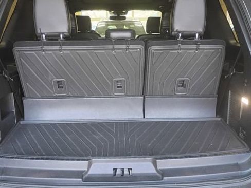 Used 2020 Ford Expedition XLT w/ Equipment Group 202A image 13