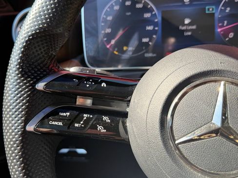 Used 2022 Mercedes-Benz C 300 Sedan image 17