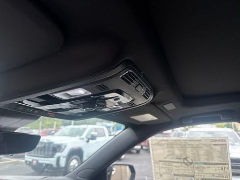 New 2026 GMC Yukon Denali Ultimate AWD/4WD image 24
