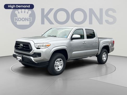 Used 2023 Toyota Tacoma SR AWD/4WD image 1