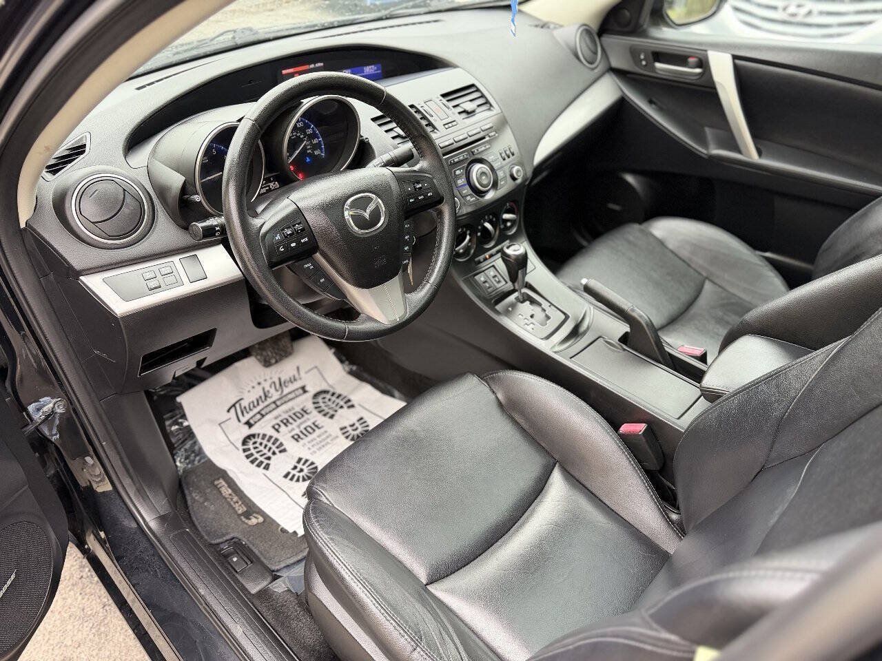 Used 2012 MAZDA MAZDA3 i Grand Touring w/ Tech Pkg FWD image 10