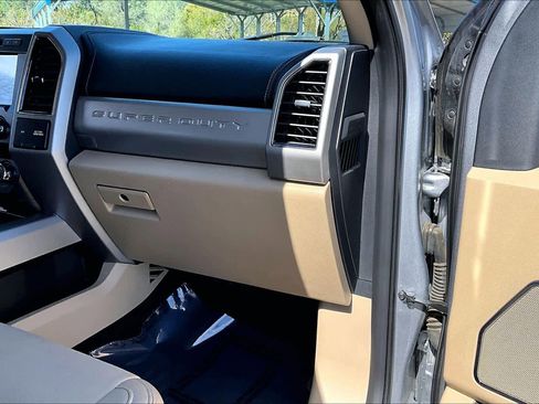 Used 2021 Ford F250 Lariat w/ Lariat Ultimate Package image 18