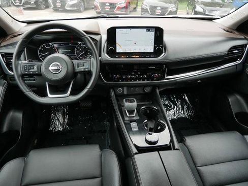 Certified 2023 Nissan Rogue SL w/ SL Premium Package AWD/4WD image 13