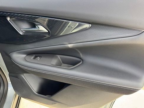 Used 2024 Chevrolet Blazer EV LT image 9