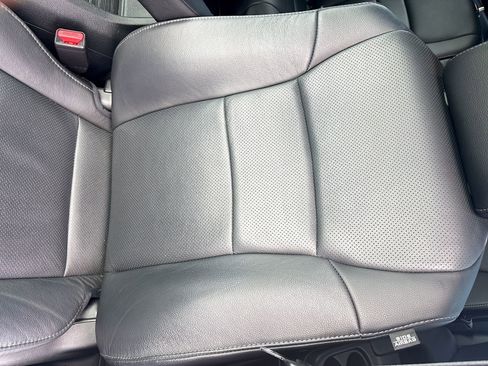 Used 2023 Honda Passport EX-L image 18