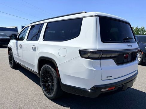 New 2026 Jeep Grand Wagoneer L Limited AWD/4WD image 10