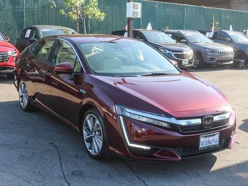 Used 2018 Honda Clarity Touring image 3