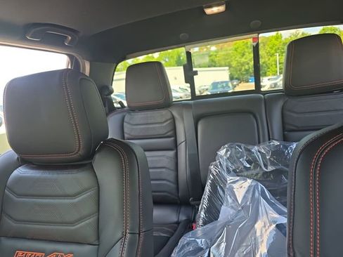 New 2026 Nissan Frontier PRO-4X w/ Pro Premium Package AWD/4WD image 28