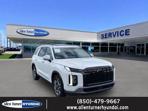 Used 2023 Hyundai Palisade Limited w/ Cargo Package FWD image 1
