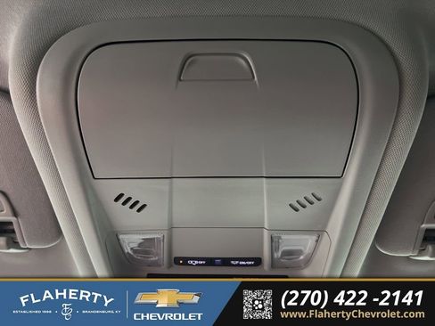 Used 2023 Chevrolet Equinox LT image 35