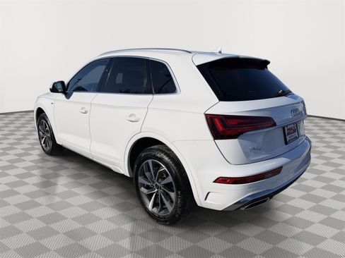 Used 2025 Audi Q5 2.0T Premium image 4